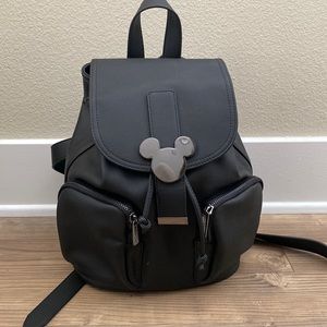 Skinnydip X Disney Mickey Mouse drawstring backpack